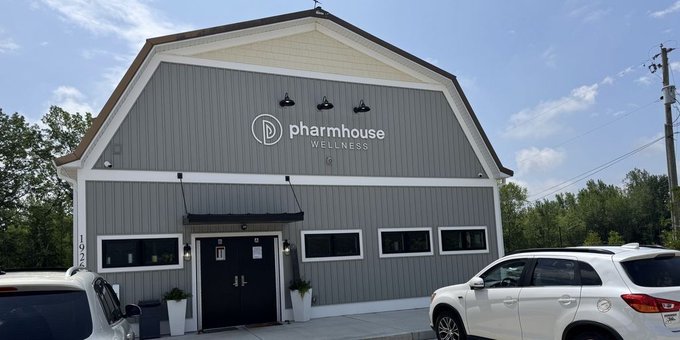 California Cannabis Company Buys Pharmhouse Wellness Dispo In New Buffalo, Michigan’s Hottest Market